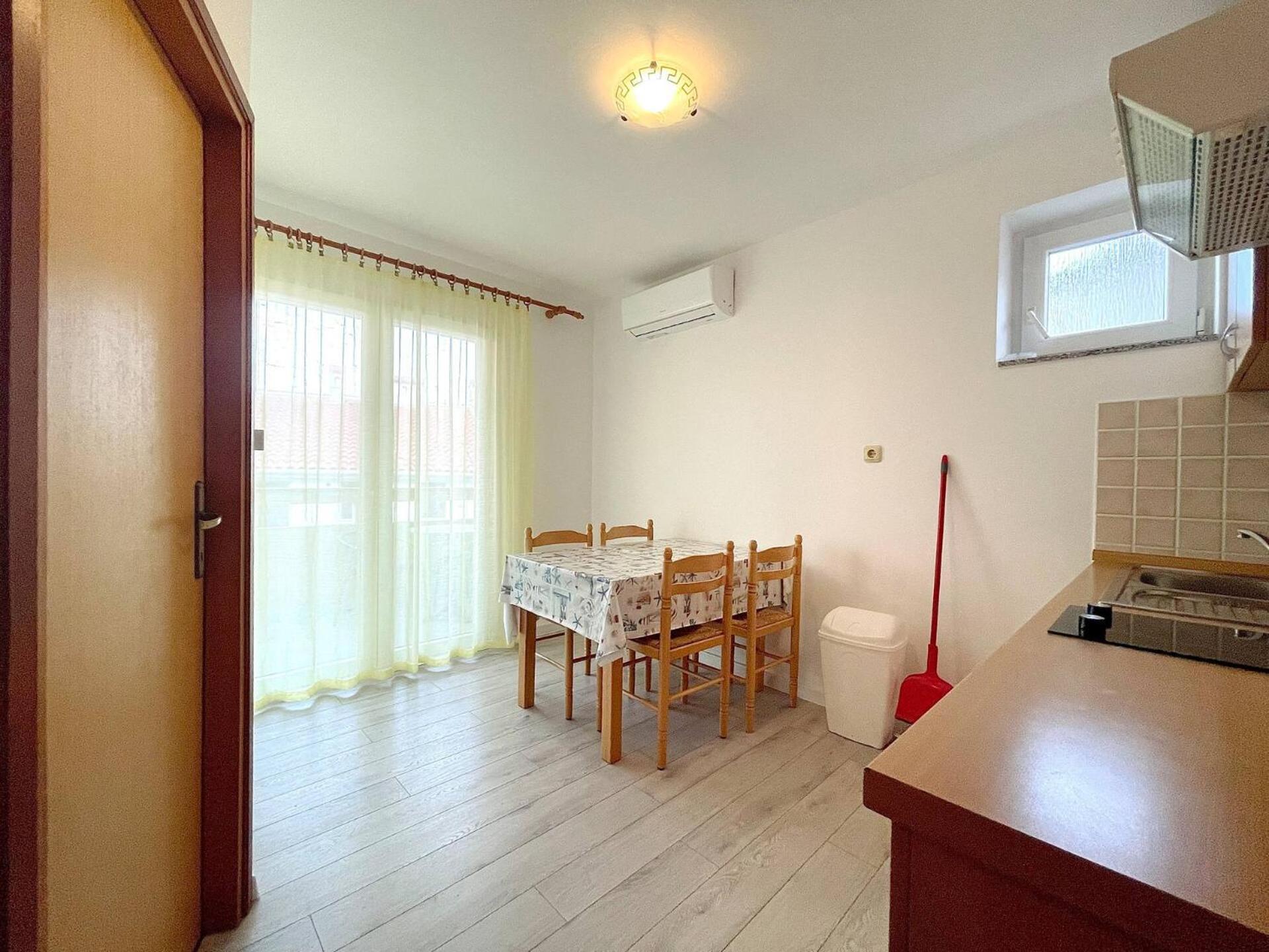 Apartments Capic Z Baška Extérieur photo